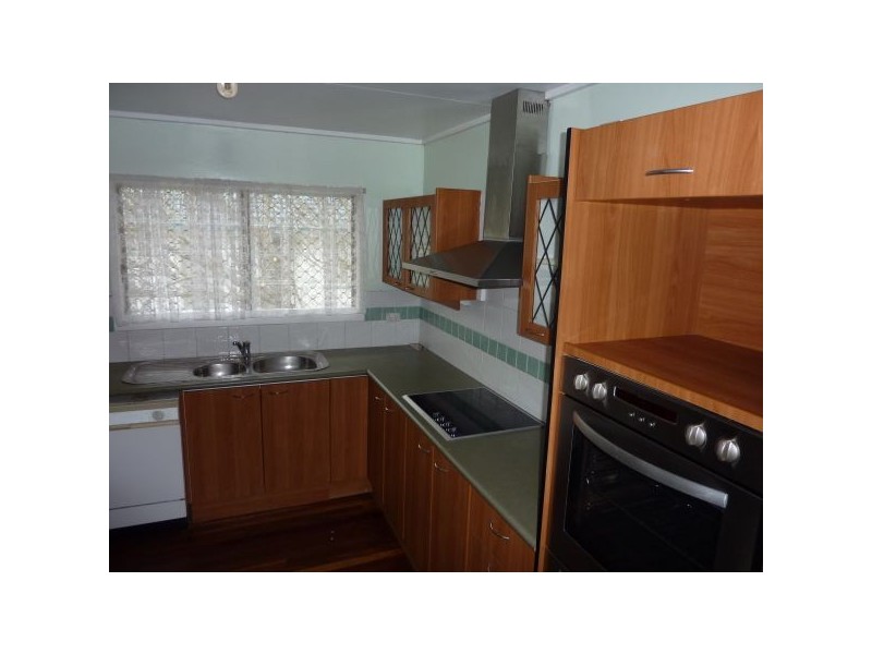35 King Street, Kingston QLD 4114