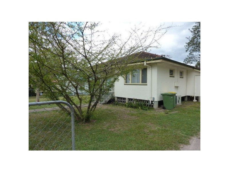 35 King Street, Kingston QLD 4114