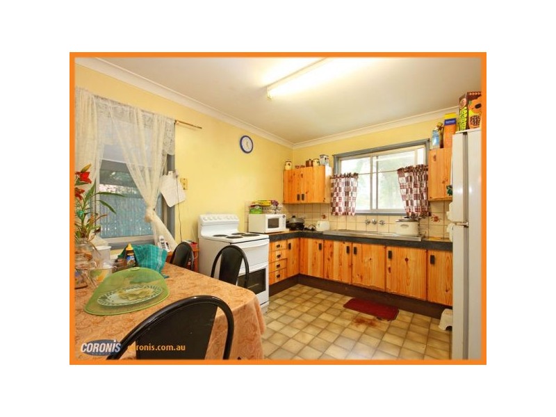 15 Hughes Street, Deception Bay QLD 4508