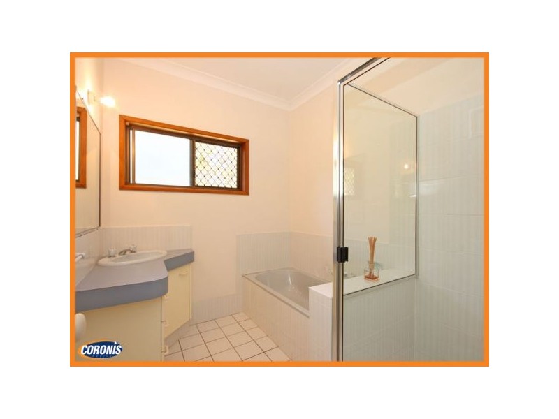 7 Spotted Gum Lane, Cashmere QLD 4500