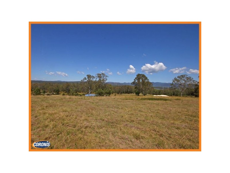 5 Andrew Clarke Road, Whiteside QLD 4503