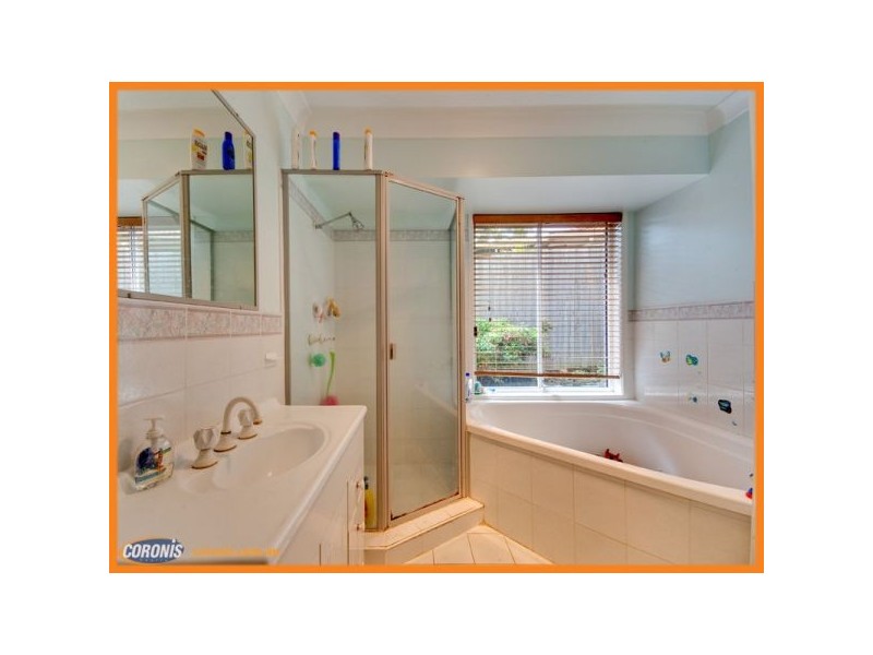 5 Crestleigh Court, Morayfield QLD 4506