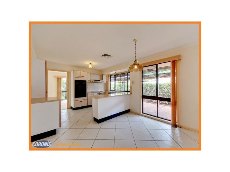 18 Chickowee Street, Albany Creek QLD 4035