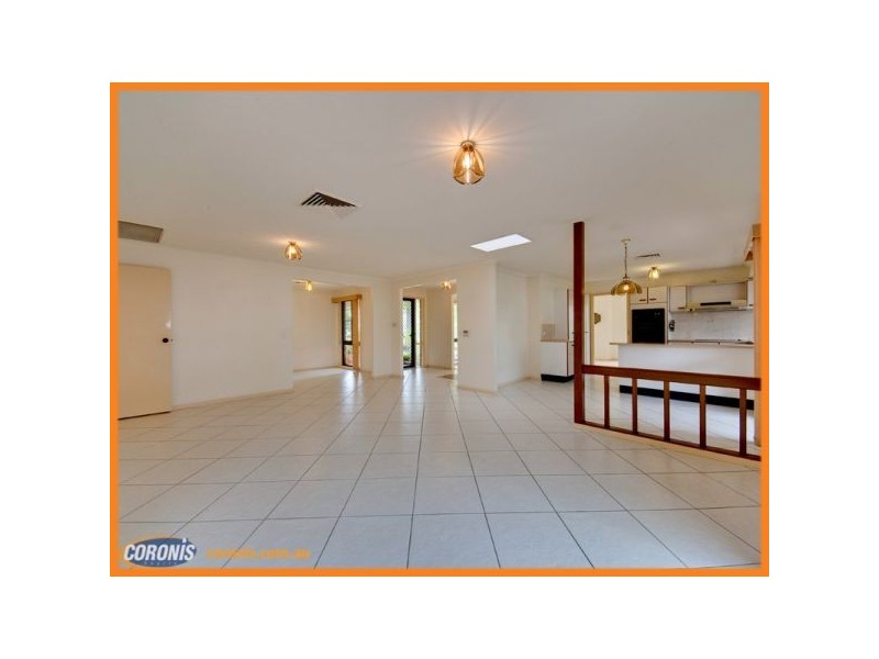 18 Chickowee Street, Albany Creek QLD 4035