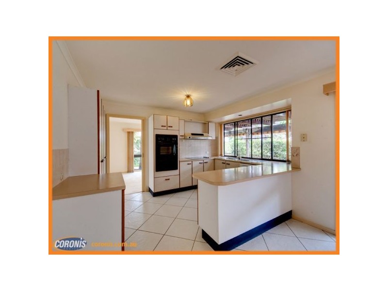 18 Chickowee Street, Albany Creek QLD 4035