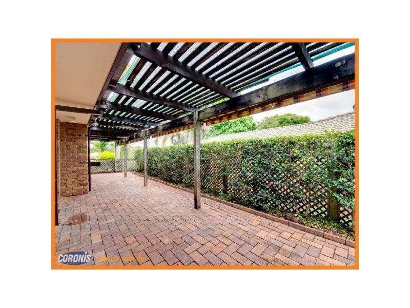 18 Chickowee Street, Albany Creek QLD 4035