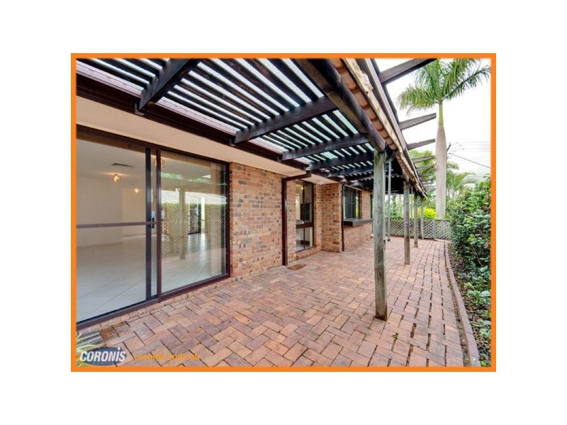 18 Chickowee Street, Albany Creek QLD 4035