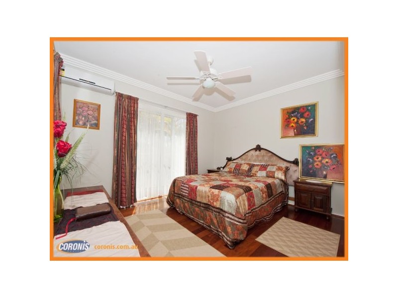 52 Buccaneer Way, Coomera Waters QLD 4209