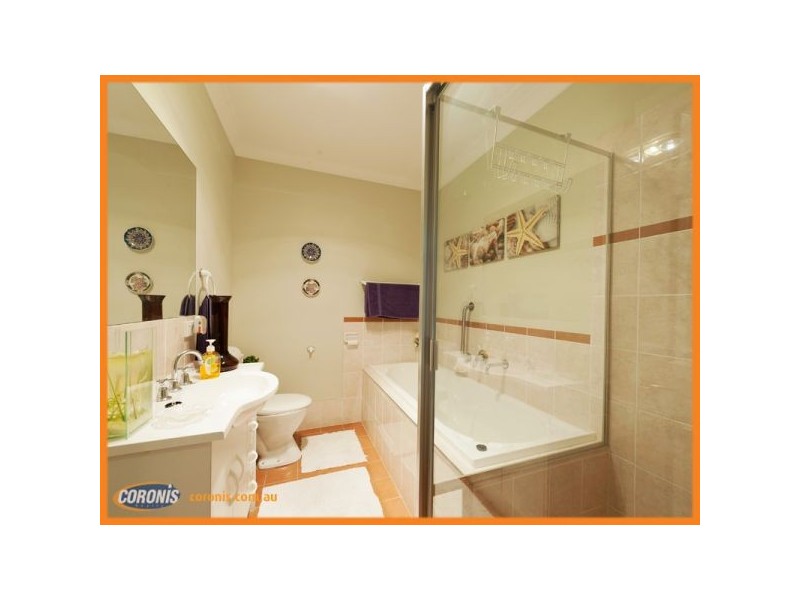 52 Buccaneer Way, Coomera Waters QLD 4209
