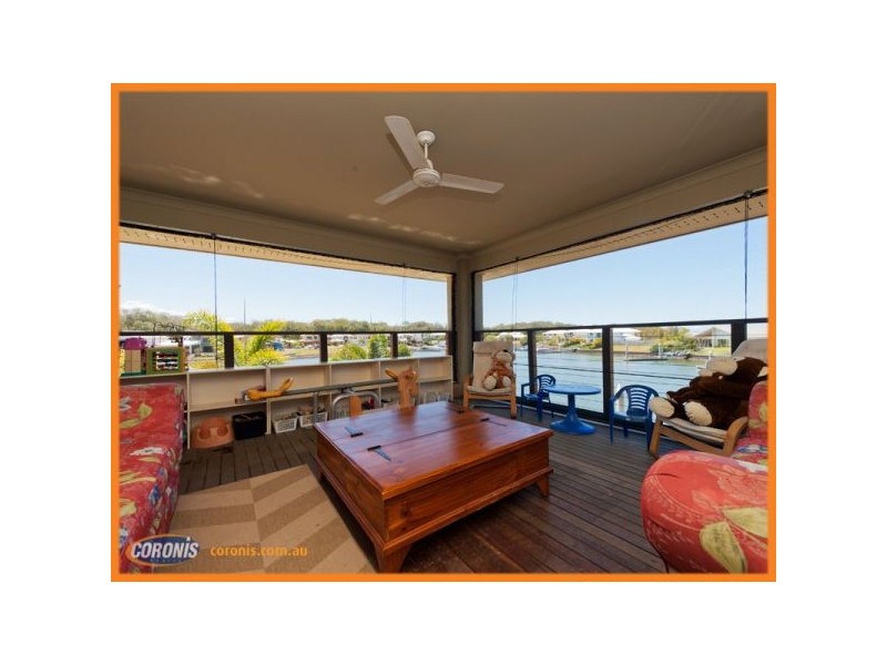 52 Buccaneer Way, Coomera Waters QLD 4209