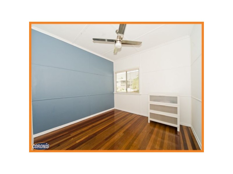 33 Brown Street, Camp Hill QLD 4152