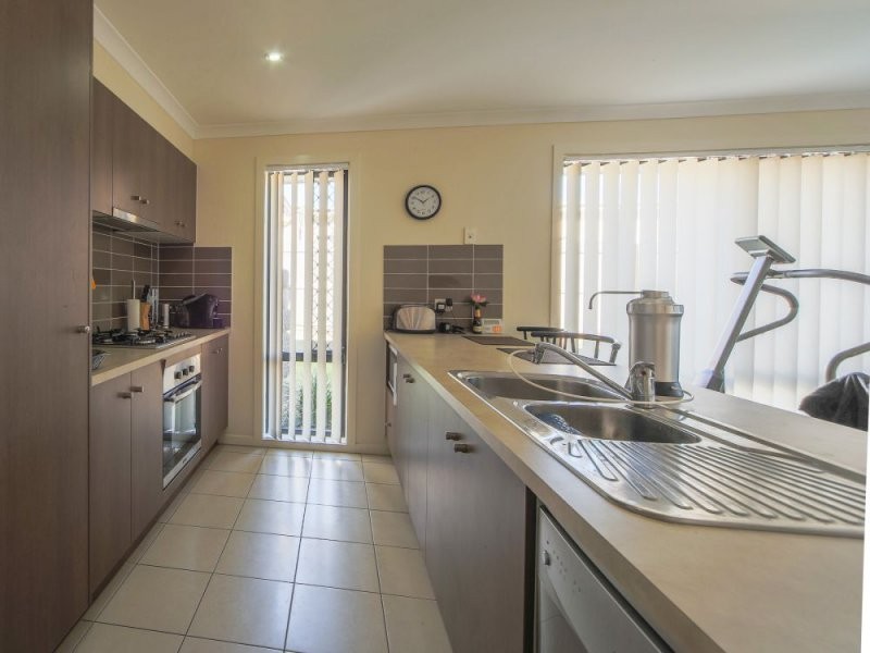 14 Arcadia Blvd, Pimpama QLD 4209