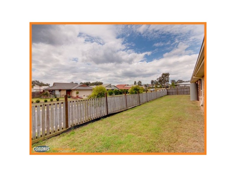 15 Macrusser Cct, Warner QLD 4500