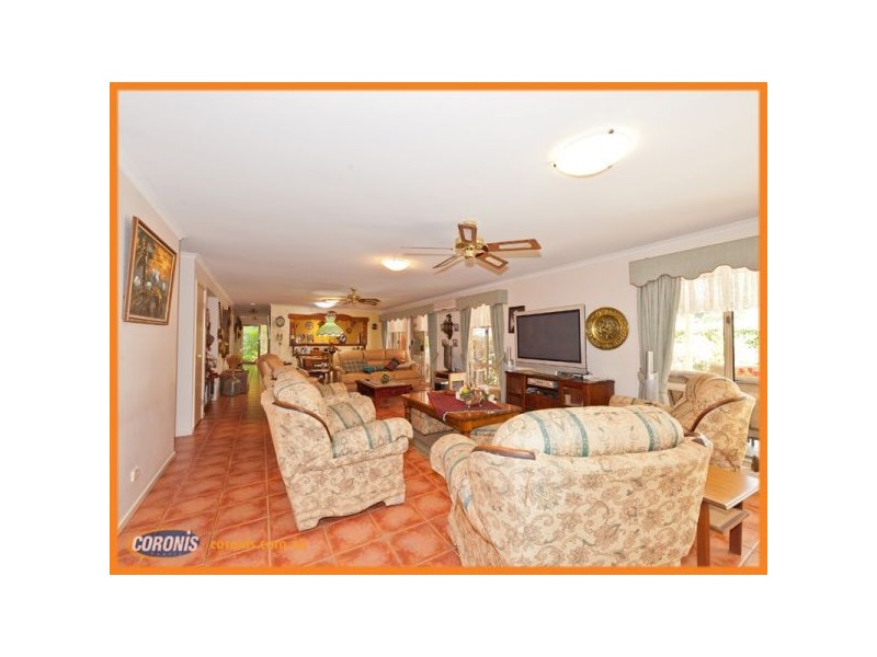 12 Karen Street, Jacobs Well QLD 4208