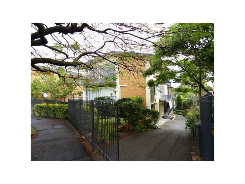 10/23 Llewellyn Street, New Farm QLD 4005