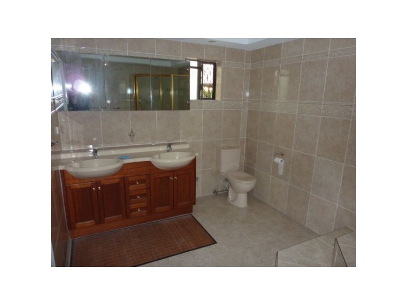 11  Beutel Street, Waterford West QLD 4133