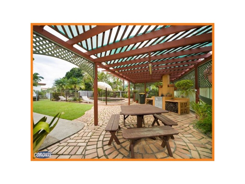 1834 Creek Road, Cannon Hill QLD 4170