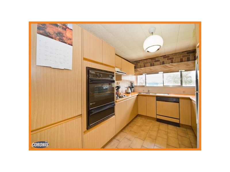 1834 Creek Road, Cannon Hill QLD 4170