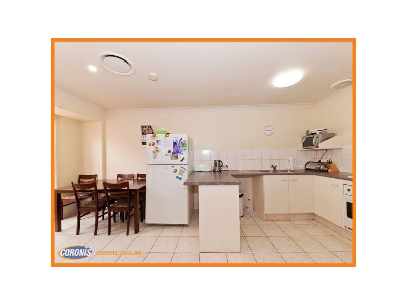 3 Plimsoll Place, Helensvale QLD 4212