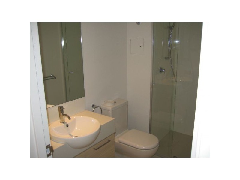 8 Hercules Road, Hamilton QLD 4007