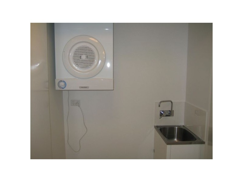 8 Hercules Road, Hamilton QLD 4007