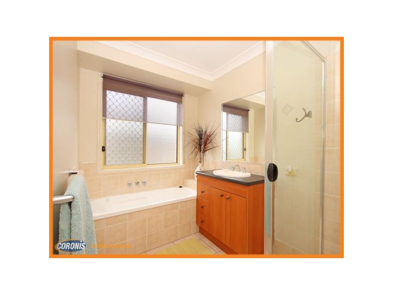 10 Wyperfield Court, North Lakes QLD 4509
