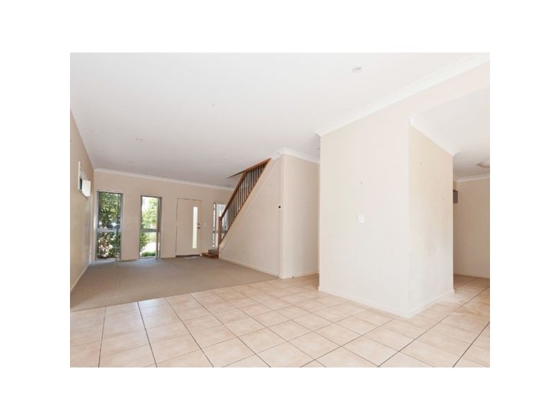 10/1 Anthony Court, Kingston QLD 4114