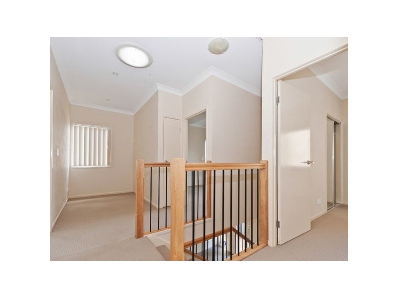10/1 Anthony Court, Kingston QLD 4114