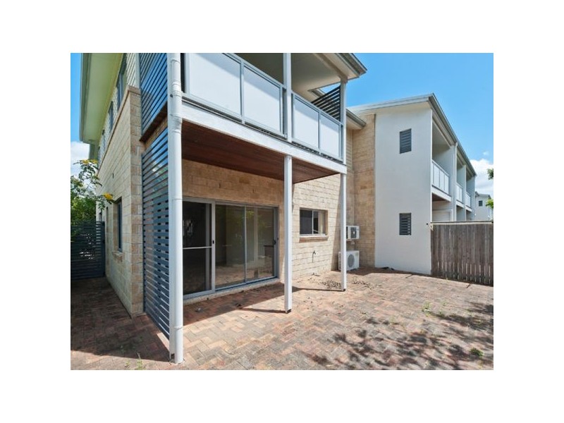 10/1 Anthony Court, Kingston QLD 4114