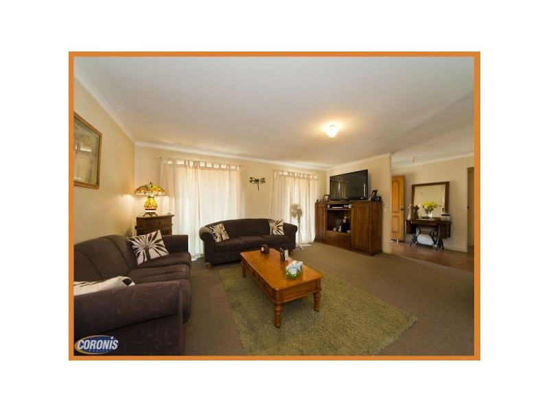 6 Leonarda Drive, Arana Hills QLD 4054