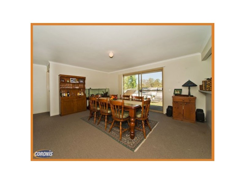 6 Leonarda Drive, Arana Hills QLD 4054