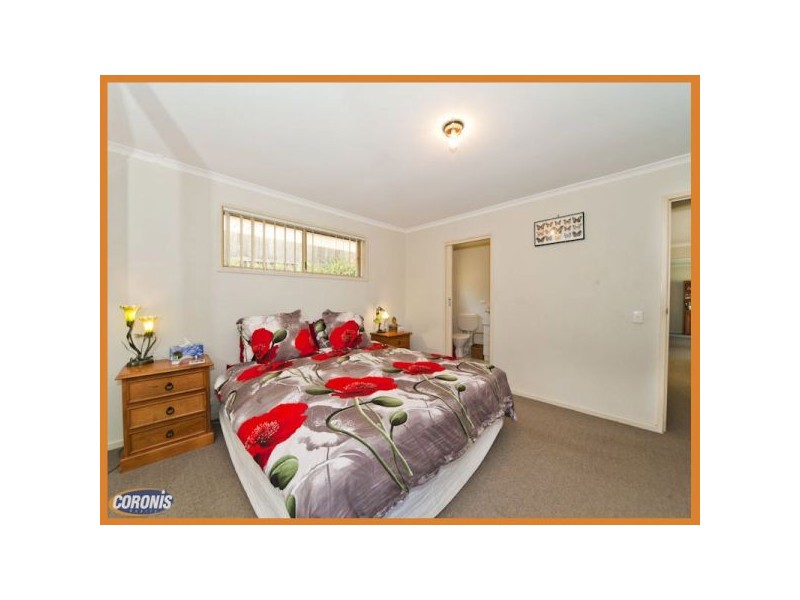 6 Leonarda Drive, Arana Hills QLD 4054