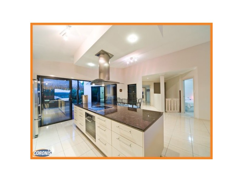 21 Clarance Street, Wakerley QLD 4154