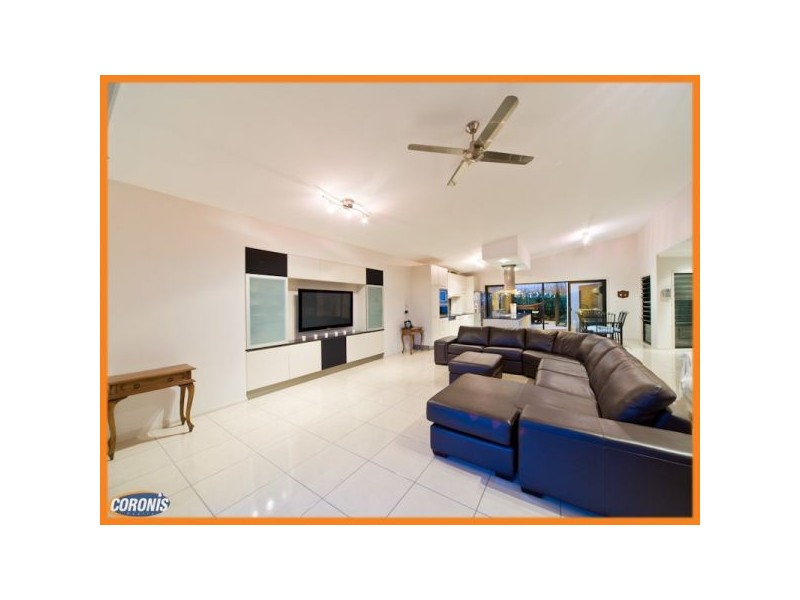 21 Clarance Street, Wakerley QLD 4154