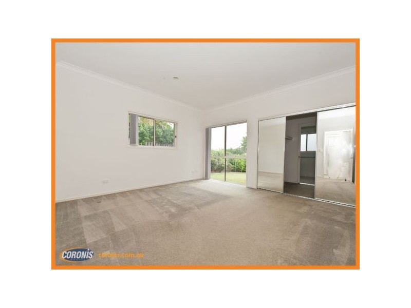 9 Sailaway Court, Coomera Waters QLD 4209