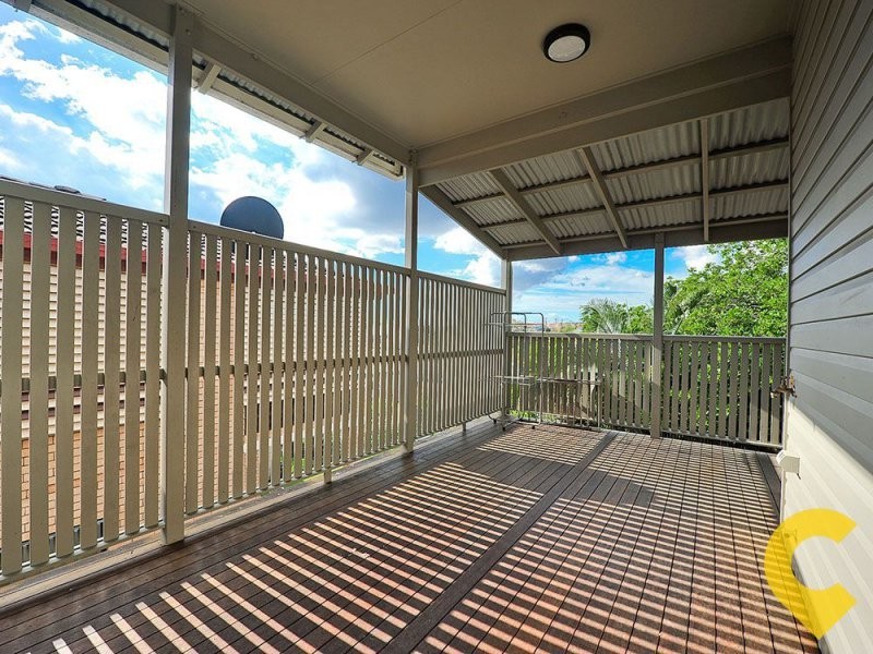 12 Shakespeare St, Coorparoo QLD 4151