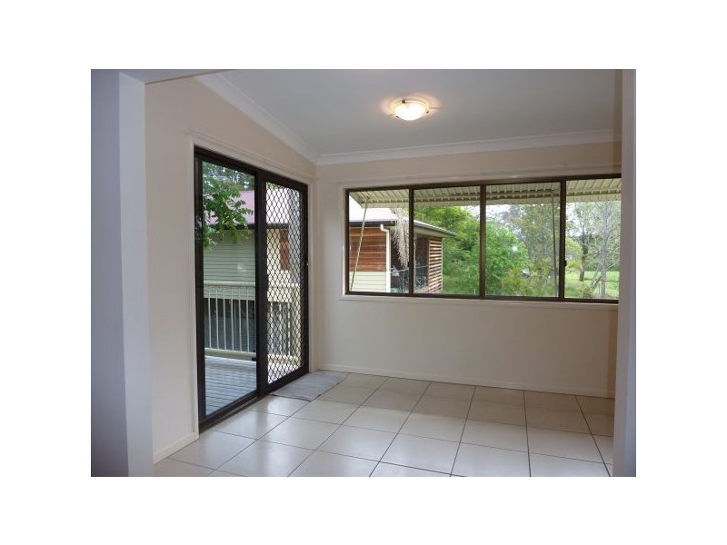 6 Curlew Crescent, Eagleby QLD 4207