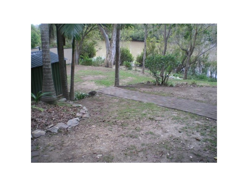 6 Curlew Crescent, Eagleby QLD 4207