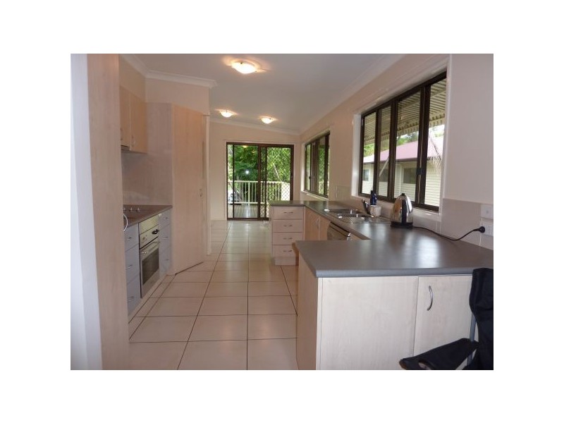 6 Curlew Crescent, Eagleby QLD 4207