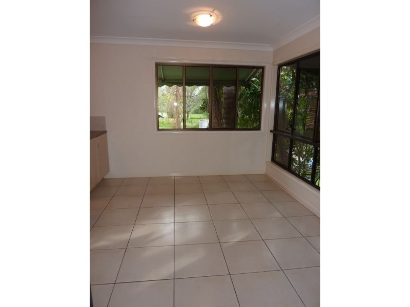 6 Curlew Crescent, Eagleby QLD 4207