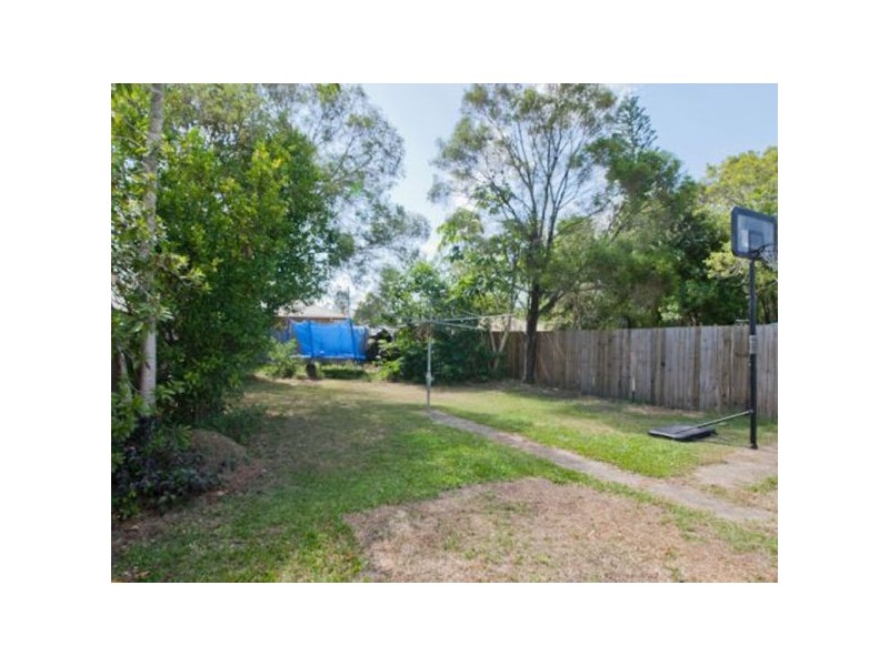 28 Moon Street, Caboolture South QLD 4510