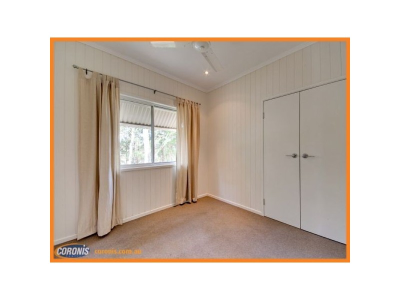 18 Ross Street, Ningi QLD 4511