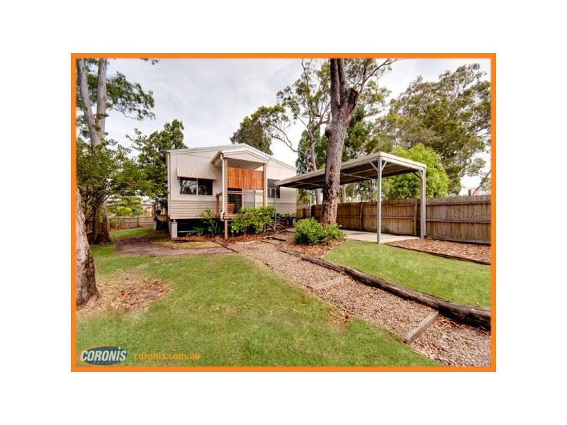 18 Ross Street, Ningi QLD 4511