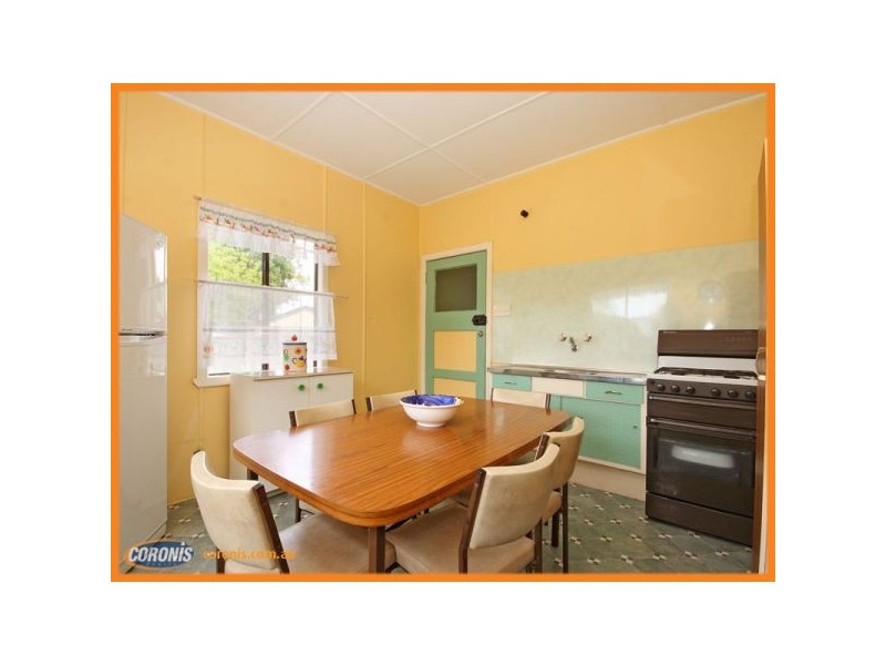 18 Norman Street, Deagon QLD 4017