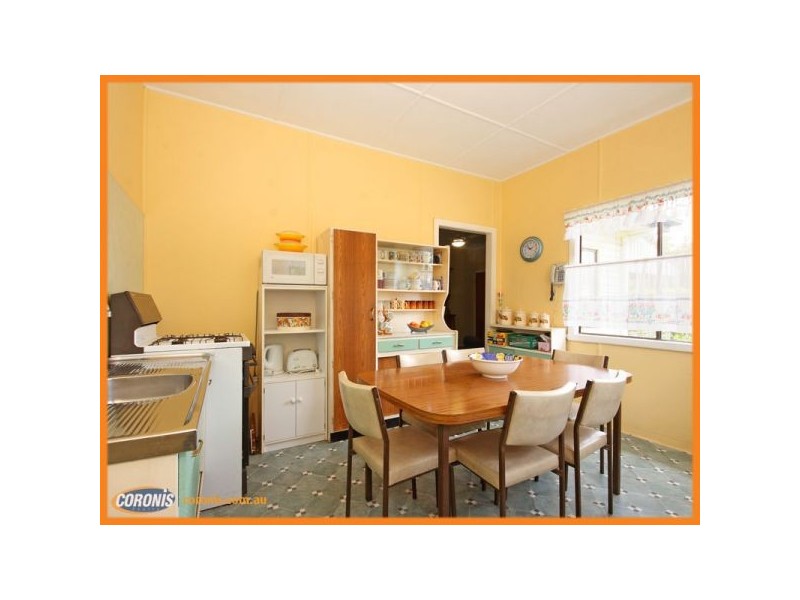 18 Norman Street, Deagon QLD 4017