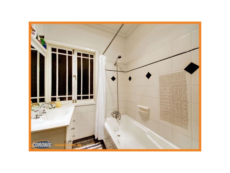 18 Turrana Street, Stafford QLD 4053