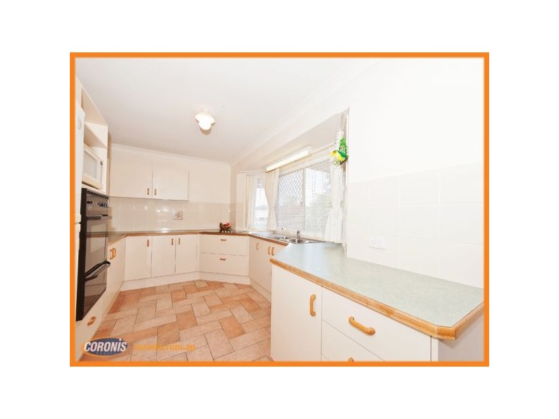 24 Jessie Crescent, Edens Landing QLD 4207