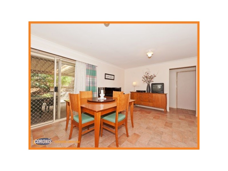 24 Jessie Crescent, Edens Landing QLD 4207