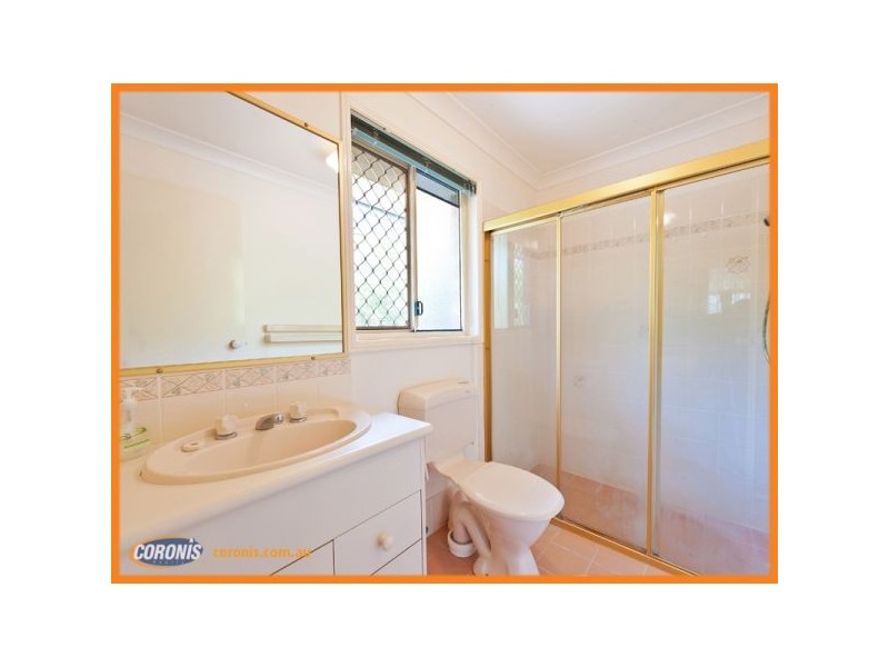 24 Jessie Crescent, Edens Landing QLD 4207