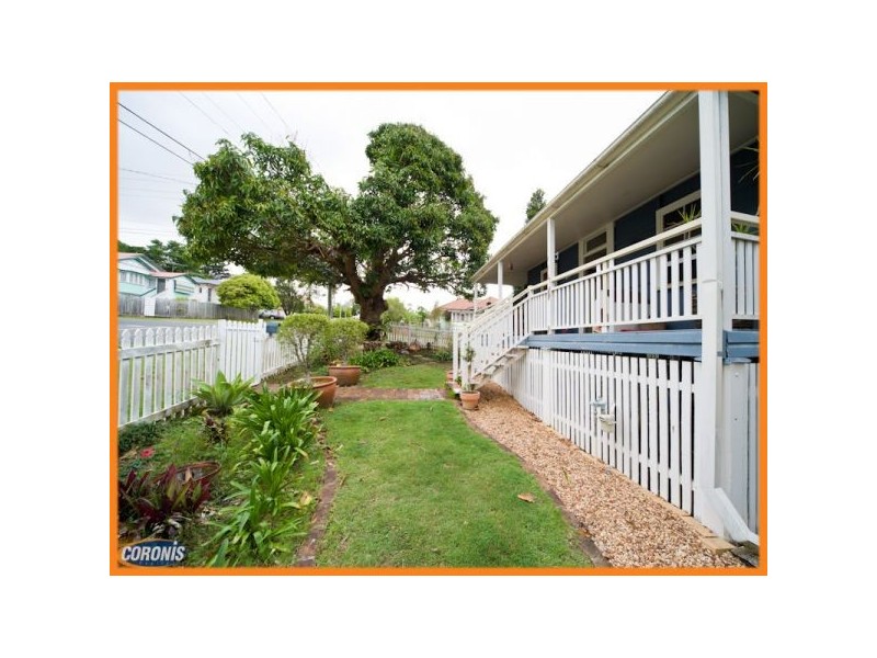 35 Stella Street, Holland Park QLD 4121